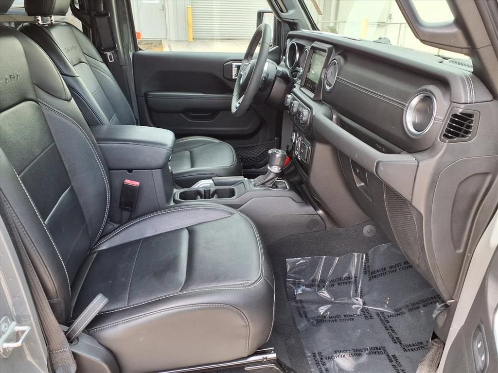 2023 Jeep Wrangler 4-Door Sahara - Photo 10