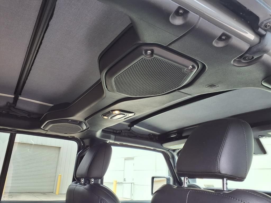 2023 Jeep Wrangler 4-Door Sahara - Photo 16