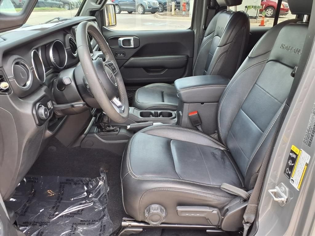 2023 Jeep Wrangler 4-Door Sahara - Photo 21