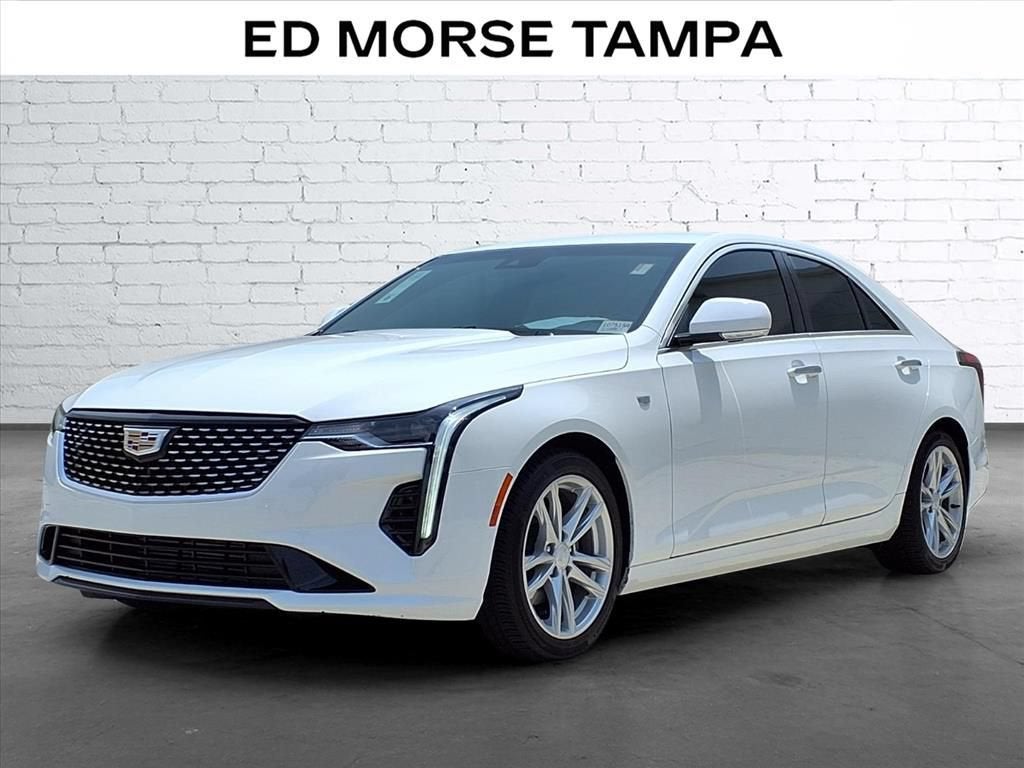 2023 Cadillac CT4 Luxury