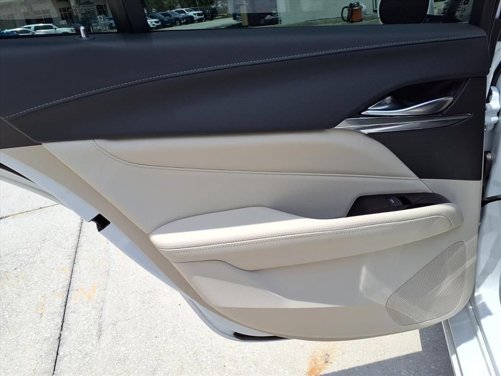 2023 Cadillac CT4 Luxury