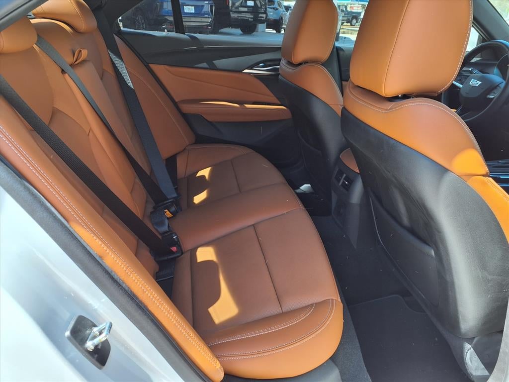 2023 Cadillac CT4 Premium Luxury