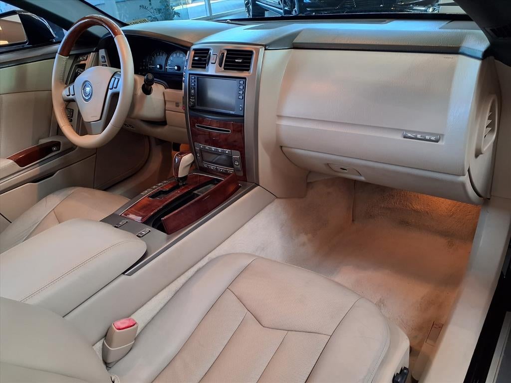 2006 Cadillac XLR BASE