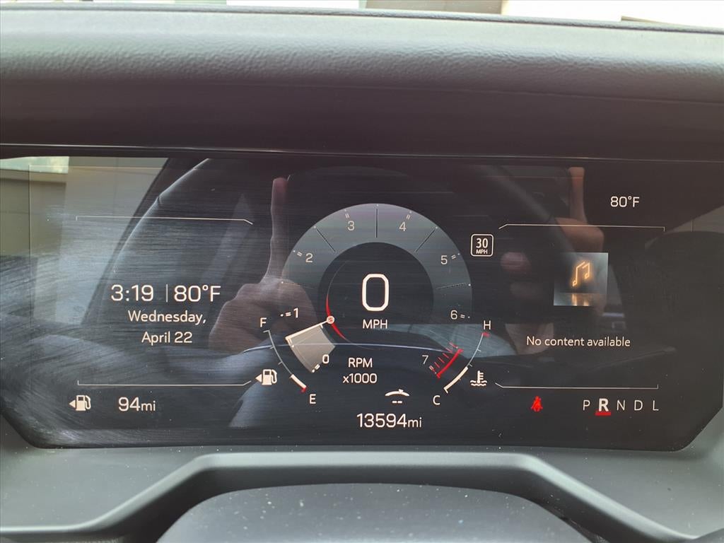 2025 GMC Acadia Elevation