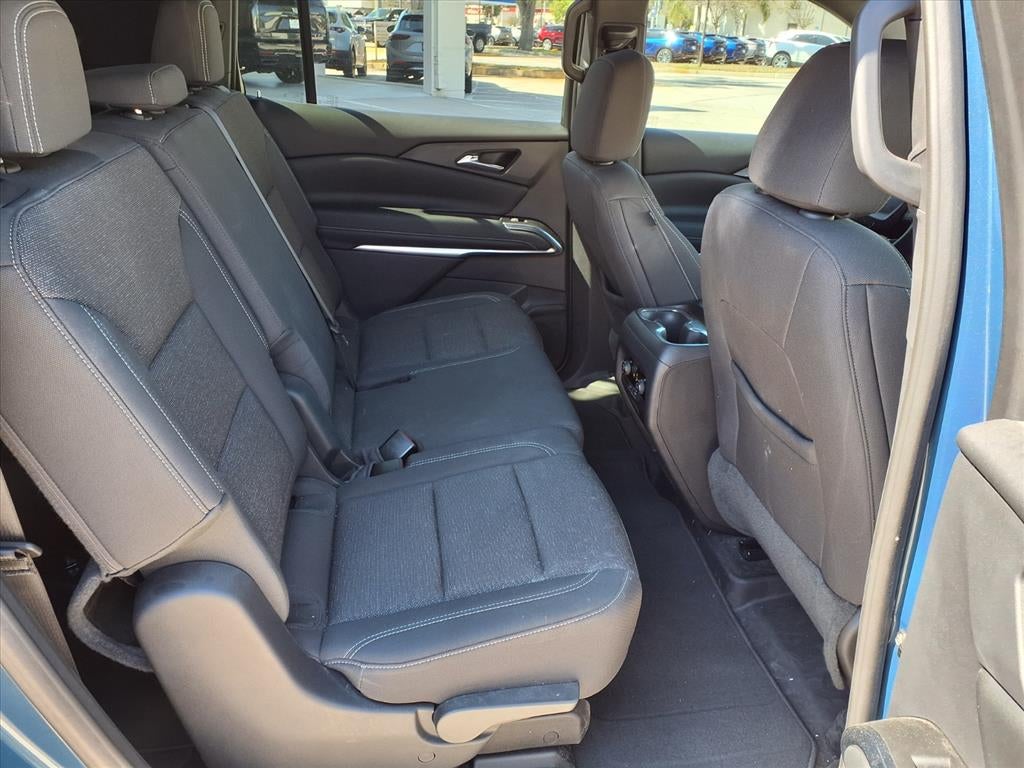 2024 Chevrolet Traverse LS