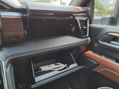 2025 GMC Sierra 3500 HD Denali Ultimate