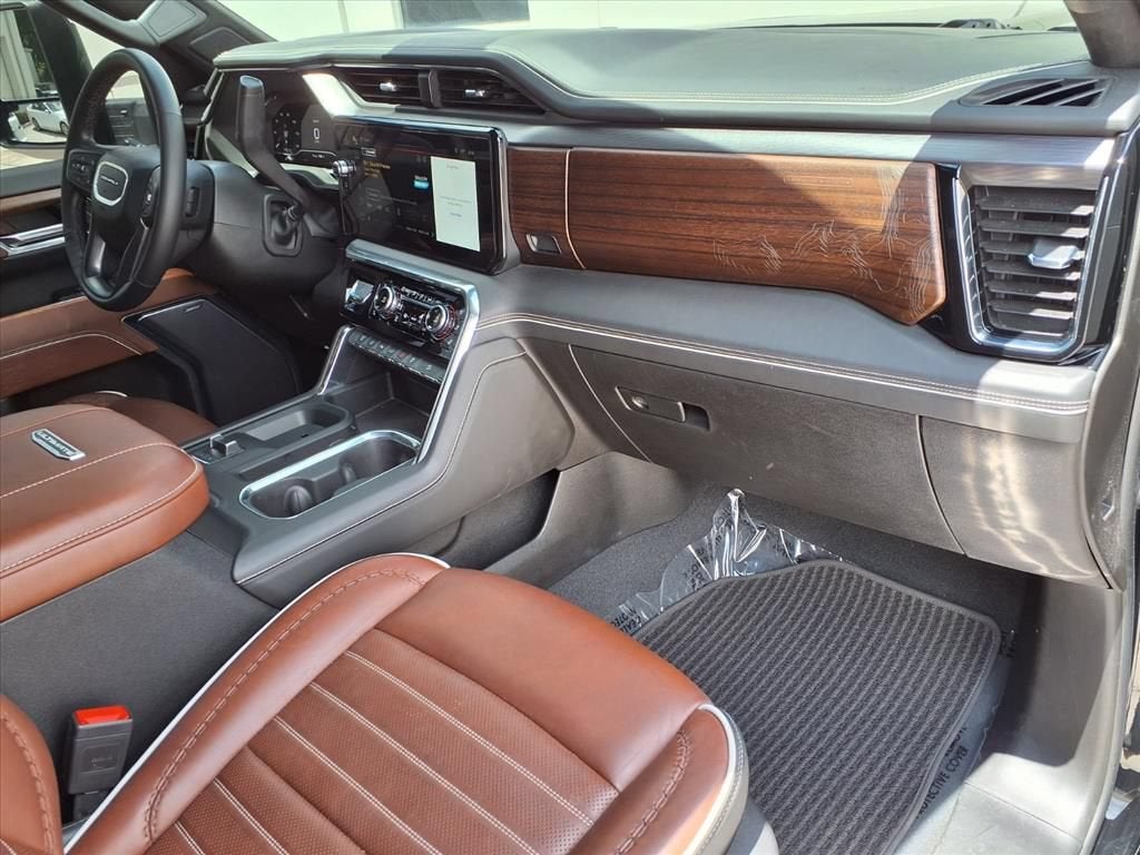 2025 GMC Sierra 3500 HD Denali Ultimate