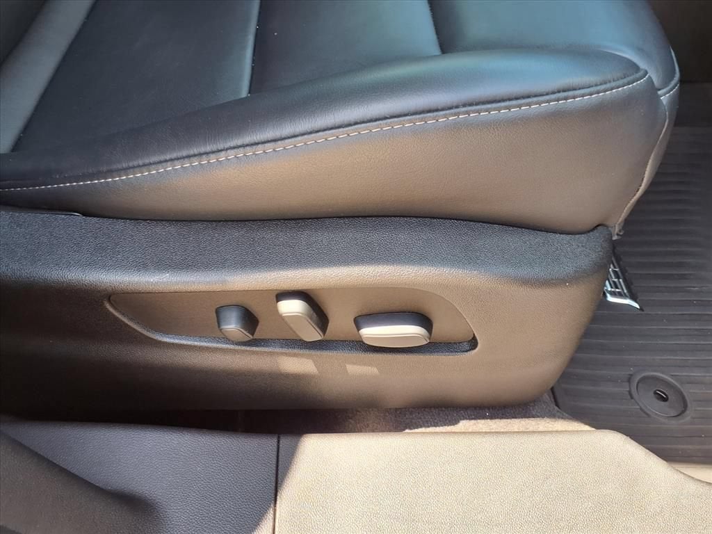 2023 Cadillac XT4 FWD Luxury