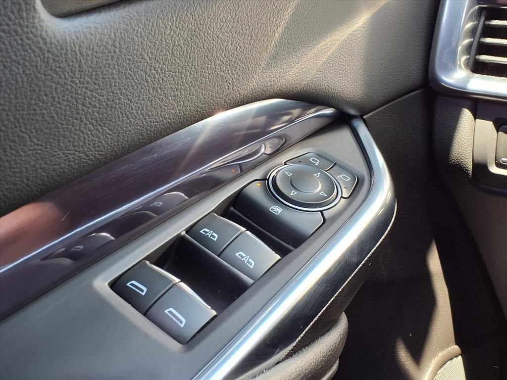 2023 Cadillac XT4 FWD Luxury