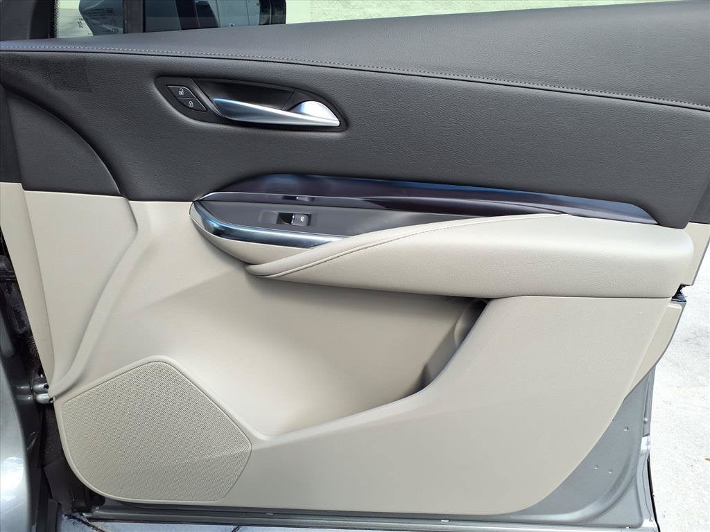 2023 Cadillac XT4 FWD Luxury