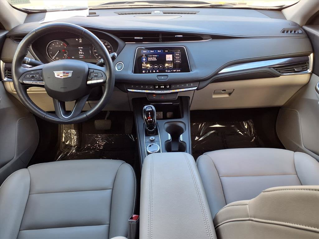 2023 Cadillac XT4 FWD Luxury