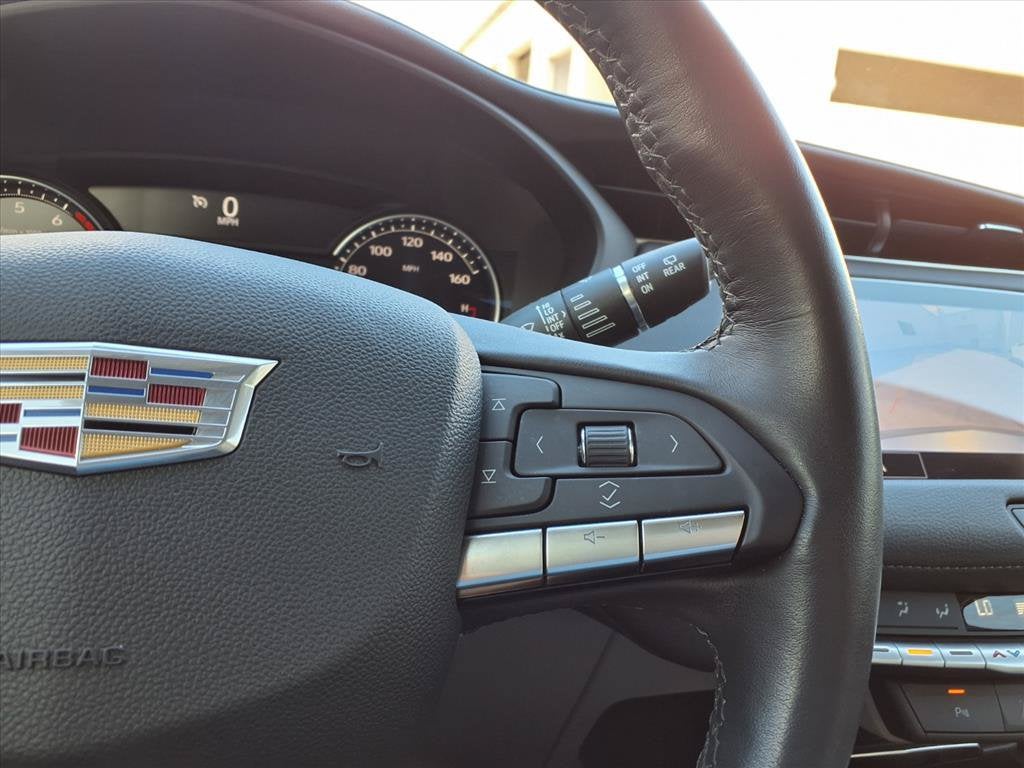 2023 Cadillac XT4 FWD Luxury