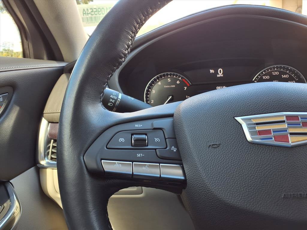 2023 Cadillac XT4 FWD Luxury