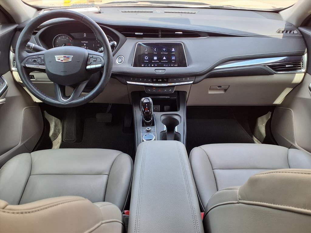 2023 Cadillac XT4 Luxury