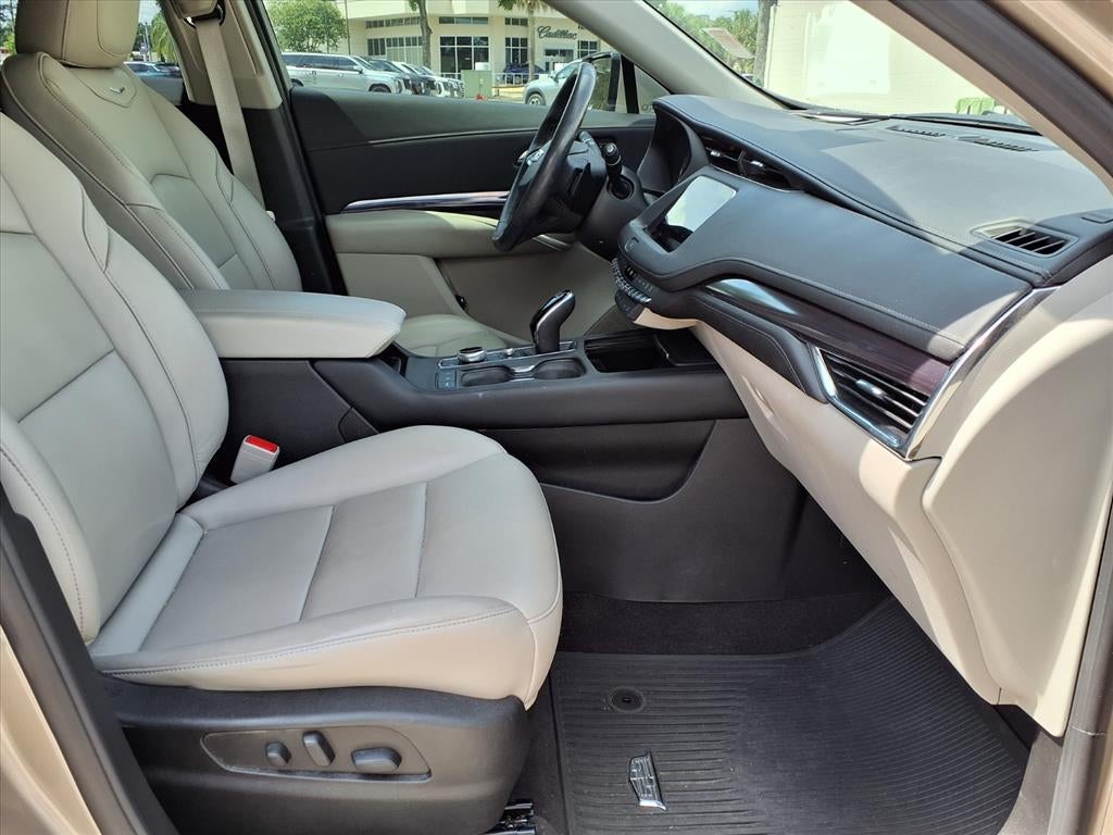 2023 Cadillac XT4 Luxury