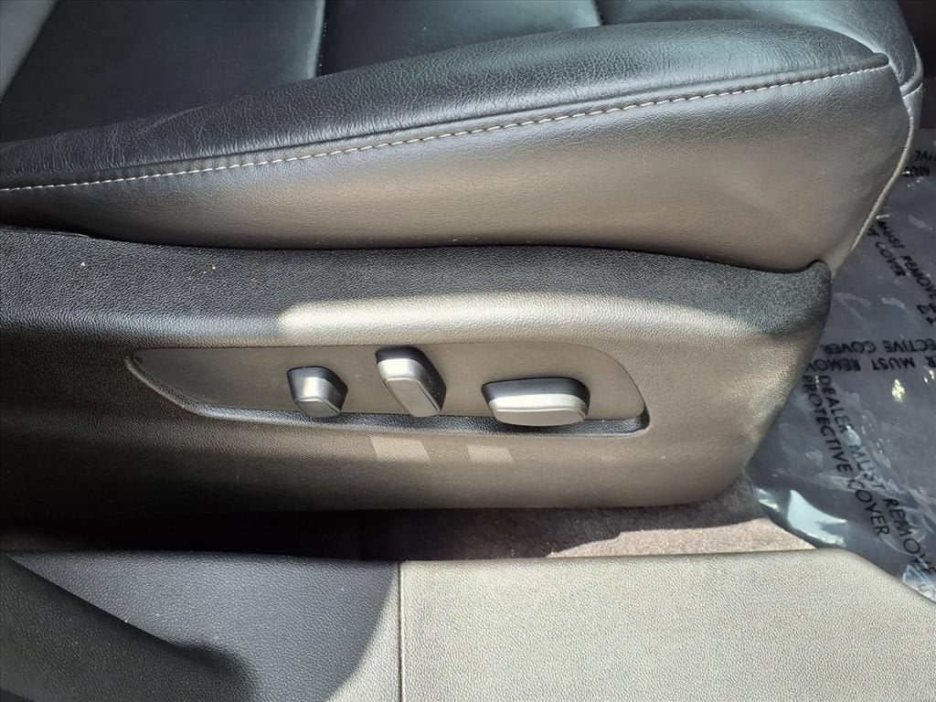 2022 Cadillac XT4 FWD Luxury