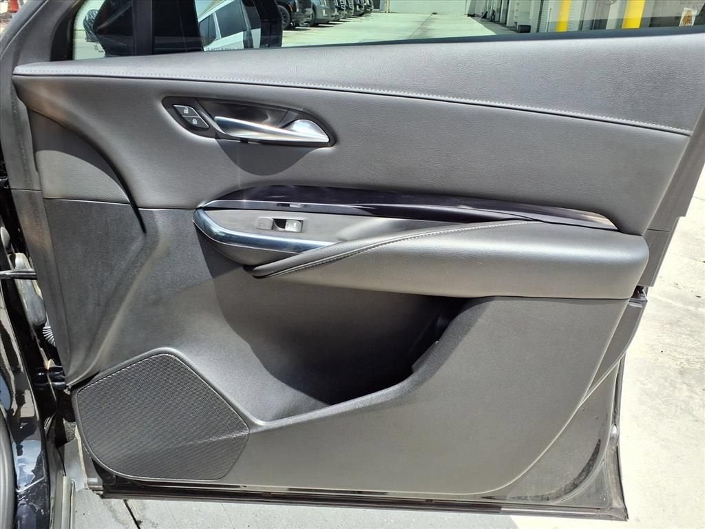 2022 Cadillac XT4 FWD Luxury