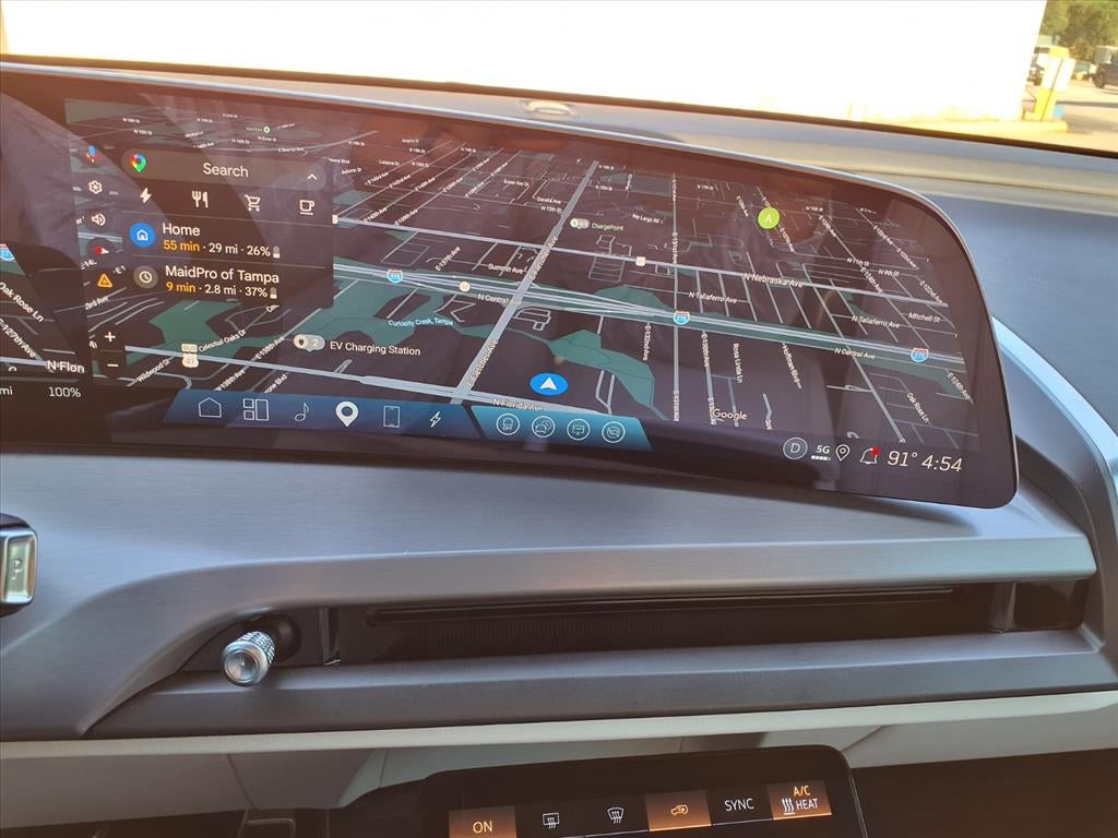 2026 Cadillac VISTIQ Luxury