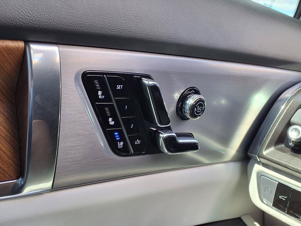 2026 Cadillac VISTIQ Sport - Photo 29