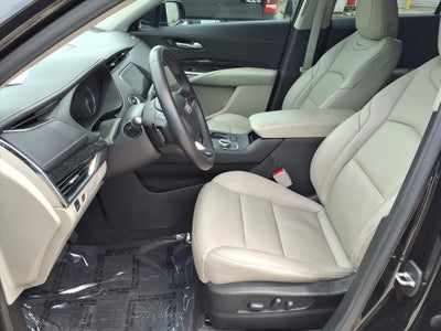 2022 Cadillac XT4 Premium Luxury