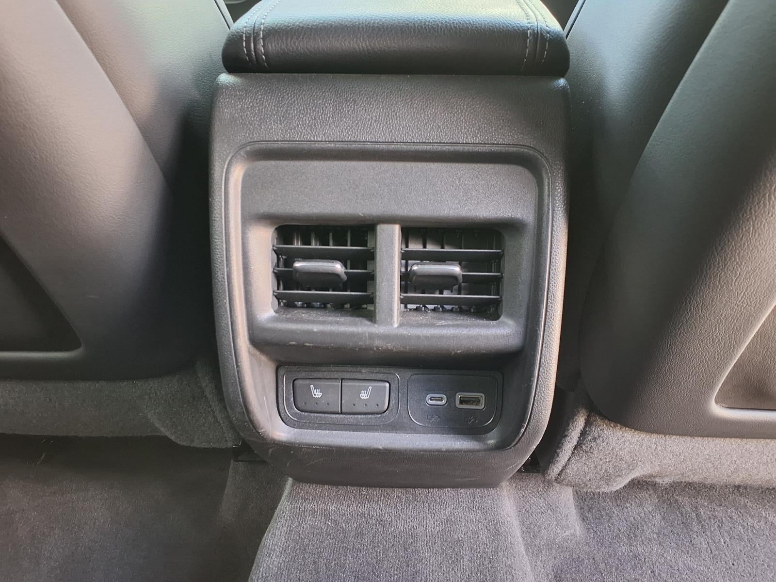 2020 Cadillac XT4 FWD Premium Luxury