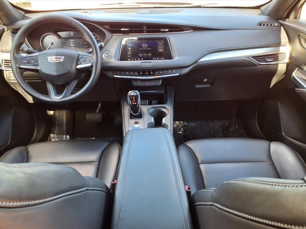 2021 Cadillac XT4 Premium Luxury