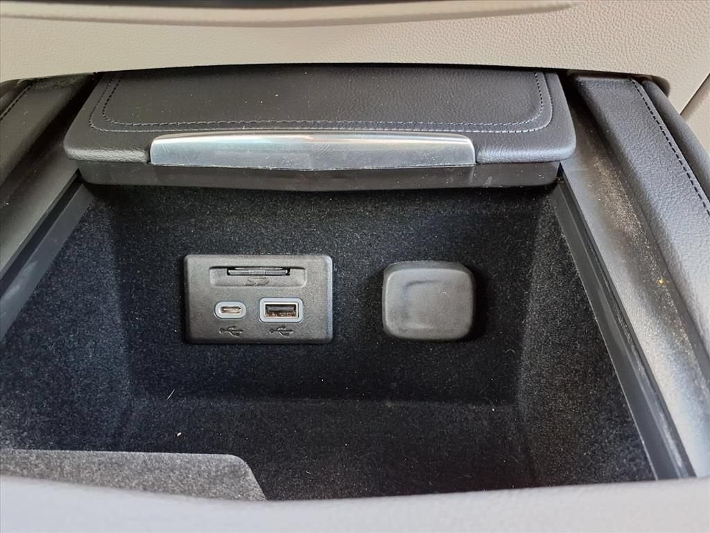 2019 Cadillac XT4 FWD Premium Luxury