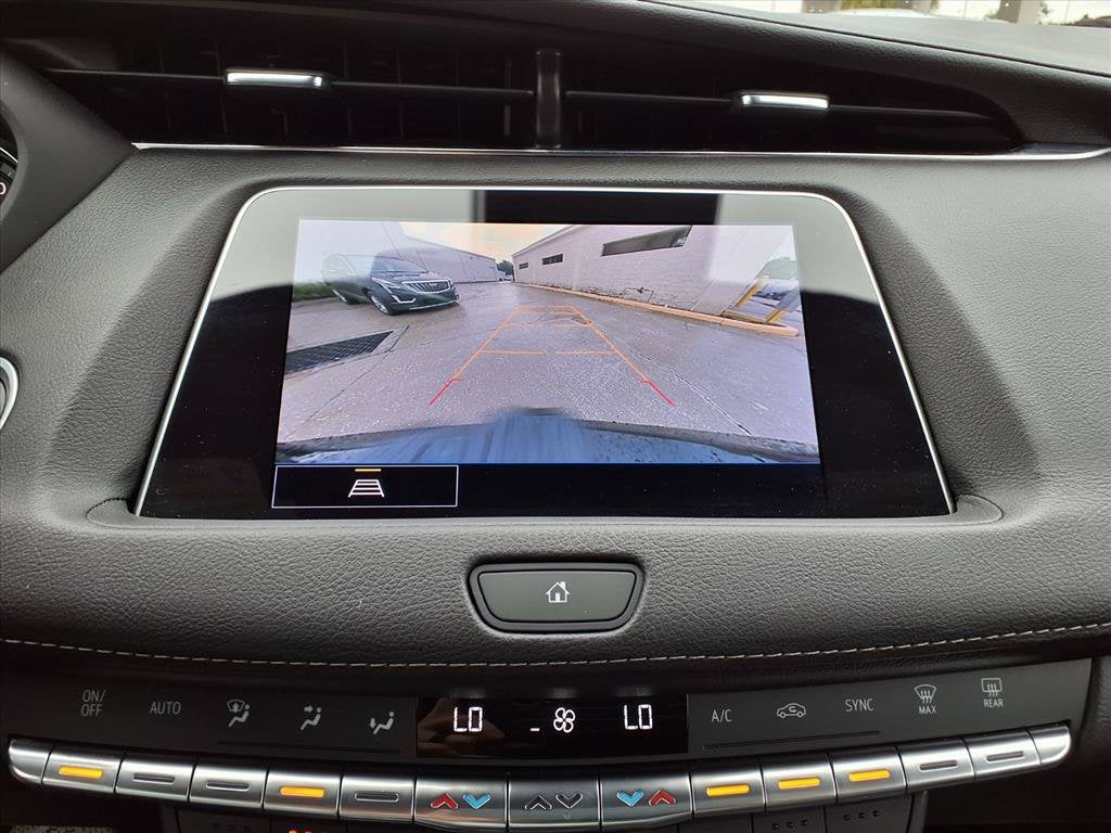 2023 Cadillac XT4 FWD Premium Luxury