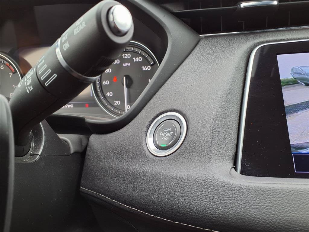 2023 Cadillac XT4 FWD Premium Luxury