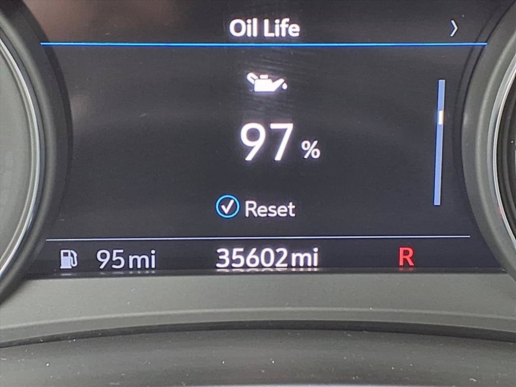 2023 Cadillac XT4 FWD Premium Luxury