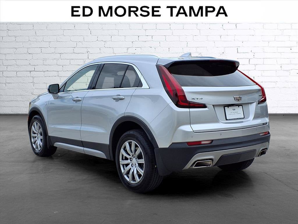 2021 Cadillac XT4 FWD Premium Luxury