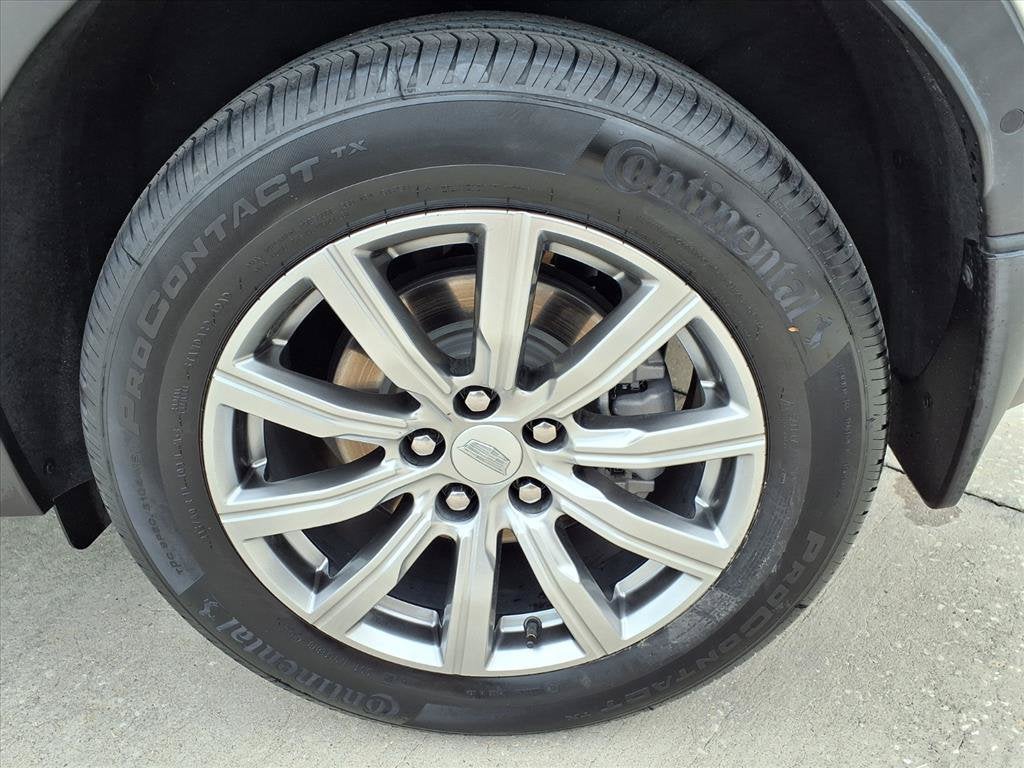 2021 Cadillac XT4 FWD Premium Luxury