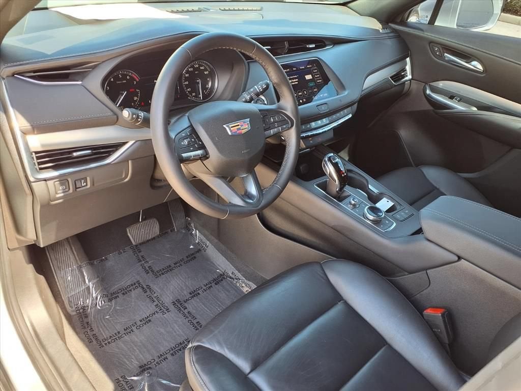 2021 Cadillac XT4 FWD Premium Luxury