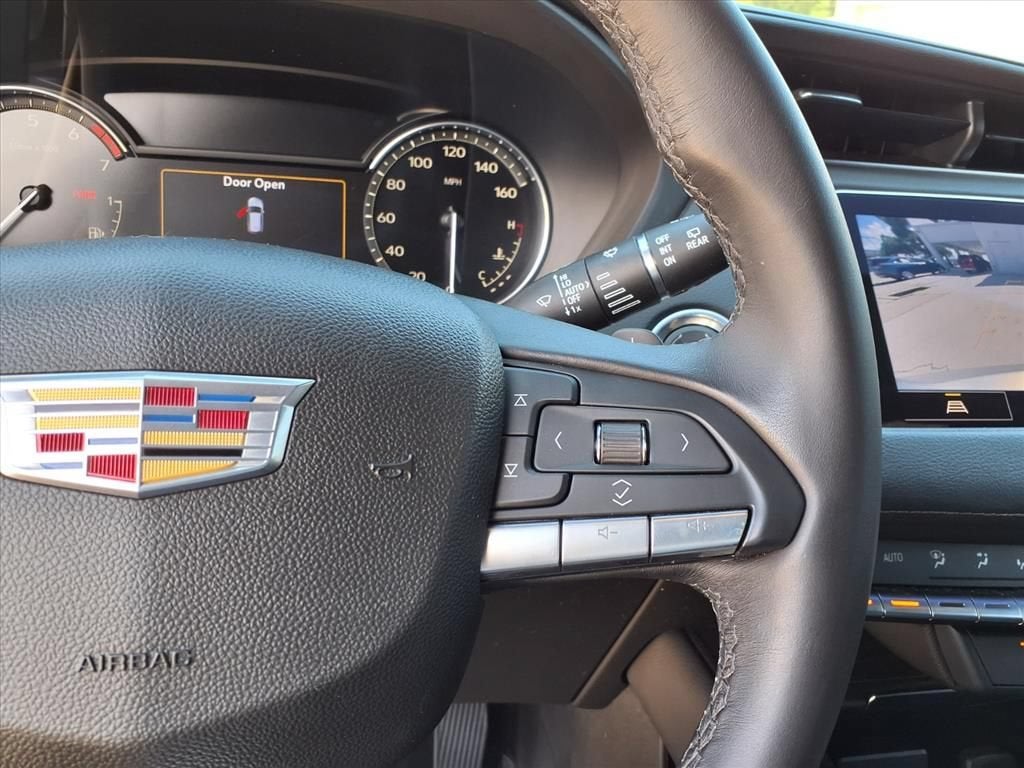 2021 Cadillac XT4 FWD Premium Luxury