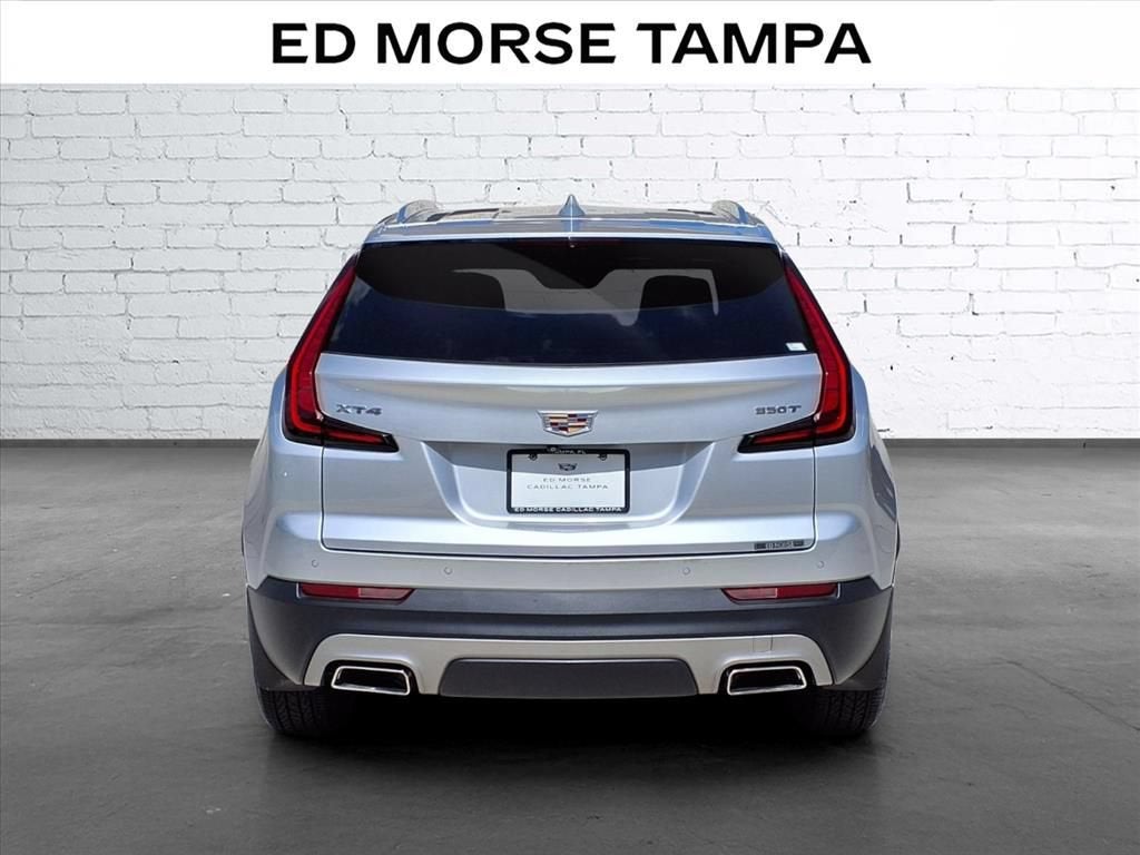 2021 Cadillac XT4 FWD Premium Luxury
