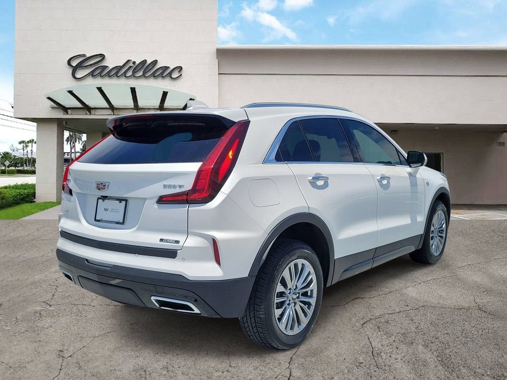 2024 Cadillac XT4 Premium Luxury