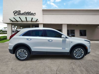 2024 Cadillac XT4 Premium Luxury