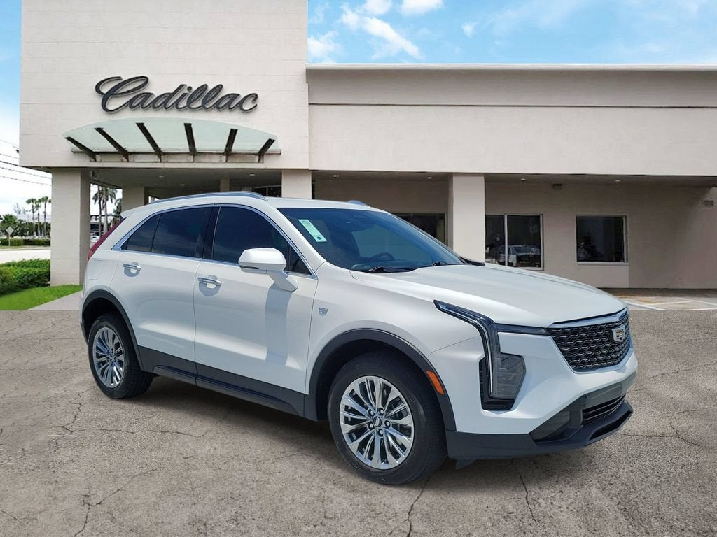 2024 Cadillac XT4 Premium Luxury