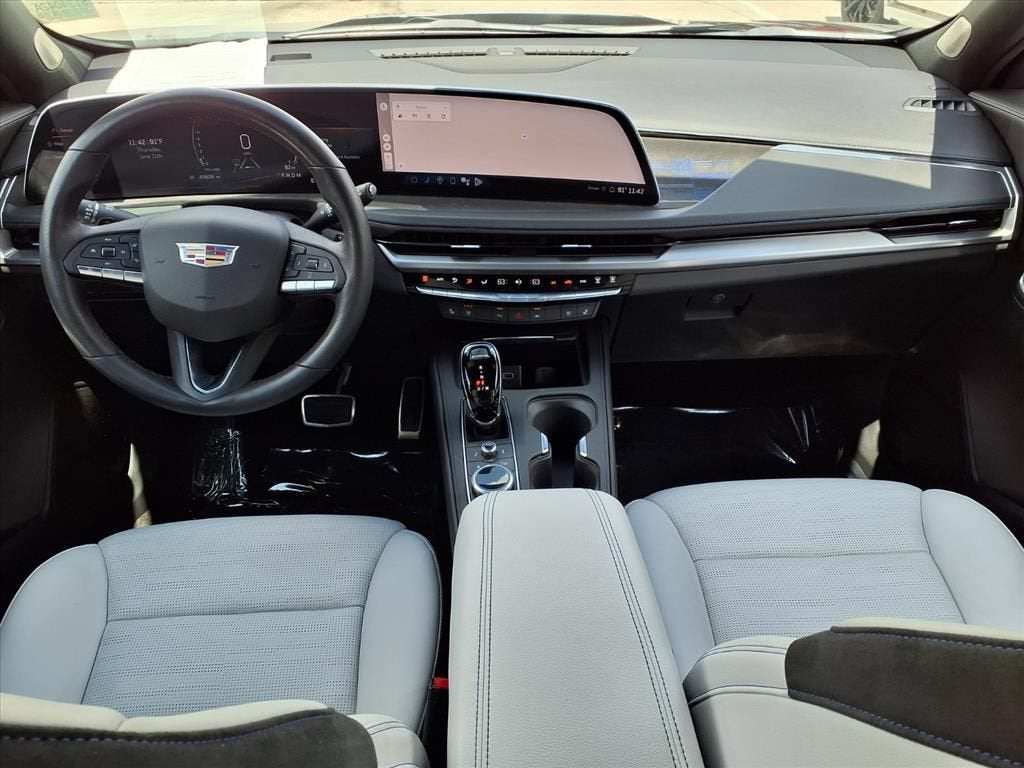 2024 Cadillac XT4 Sport