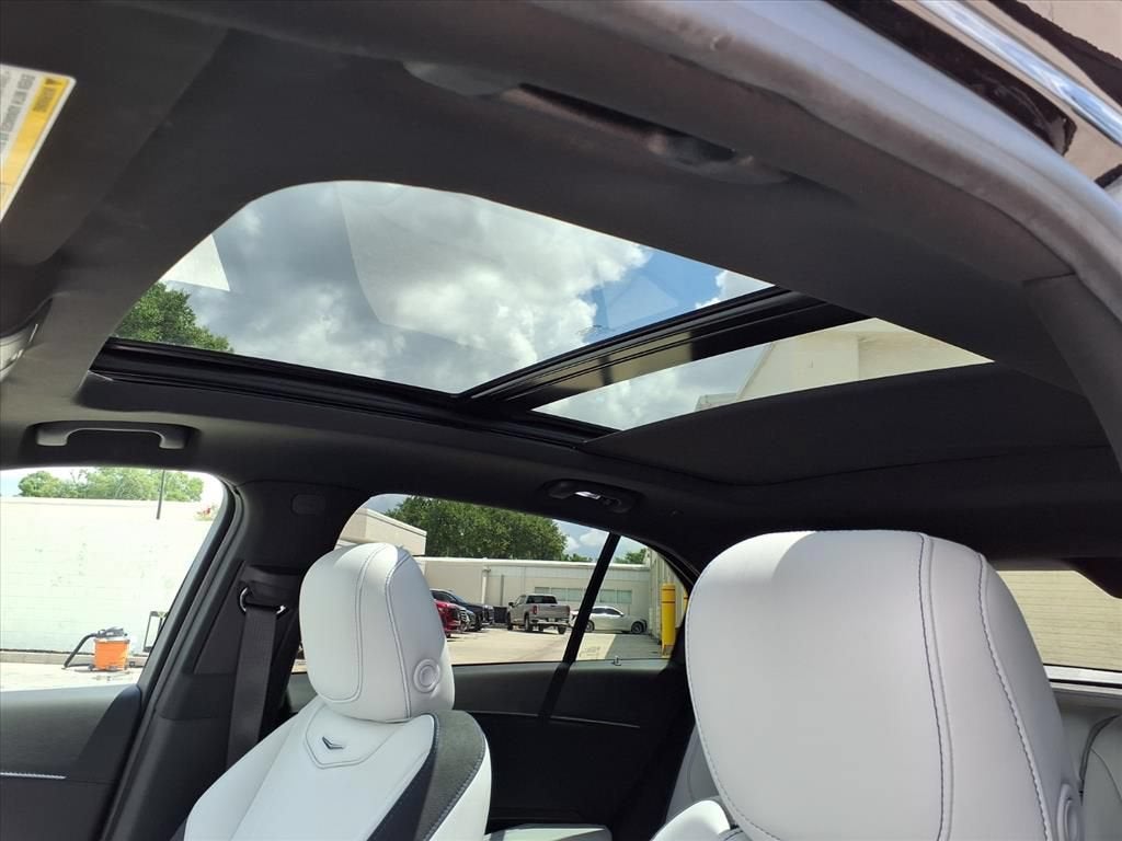 2024 Cadillac XT4 Sport