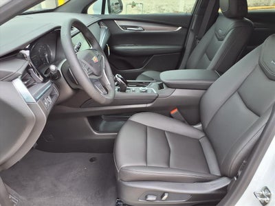 2026 Cadillac XT5 Luxury