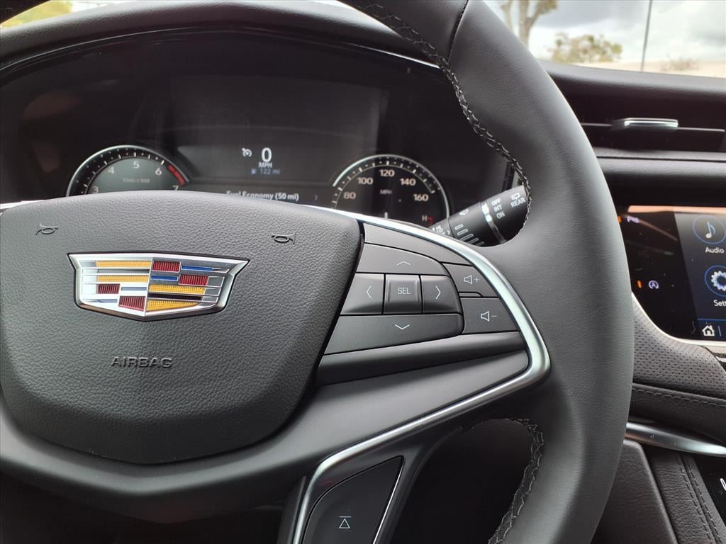 2026 Cadillac XT5 Luxury