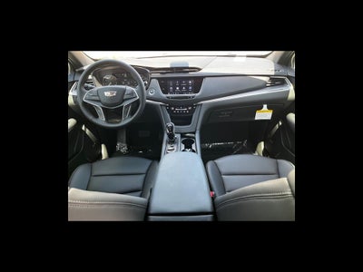 2026 Cadillac XT5 Luxury