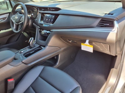 2026 Cadillac XT5 Luxury