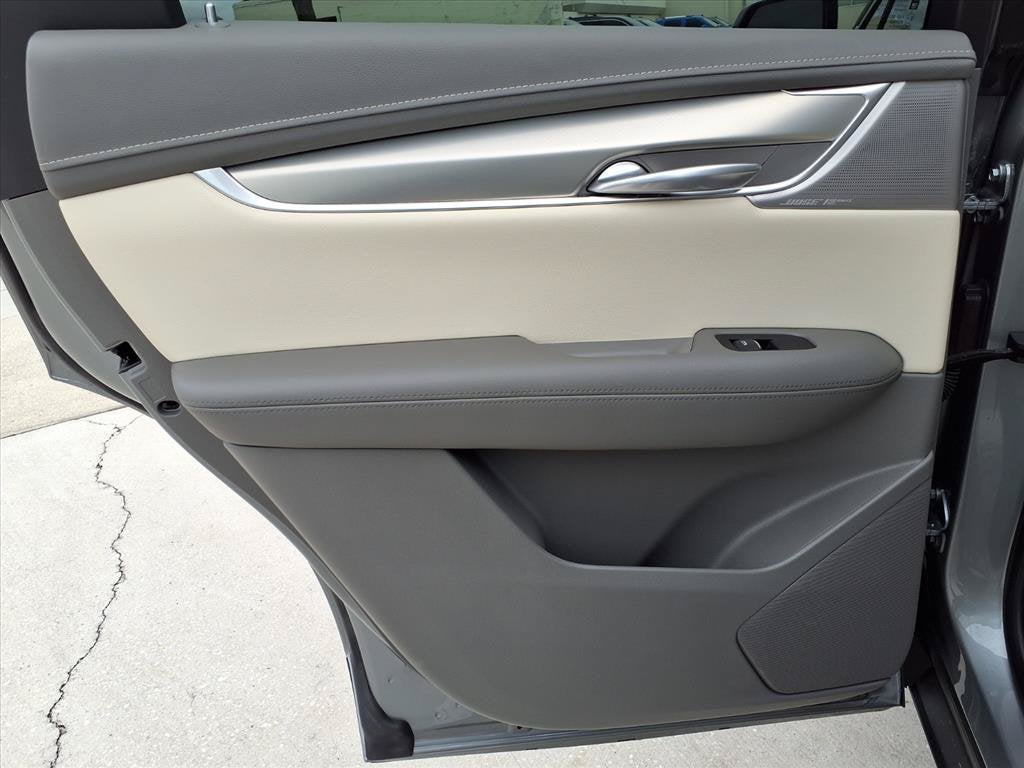2023 Cadillac XT5 FWD Premium Luxury
