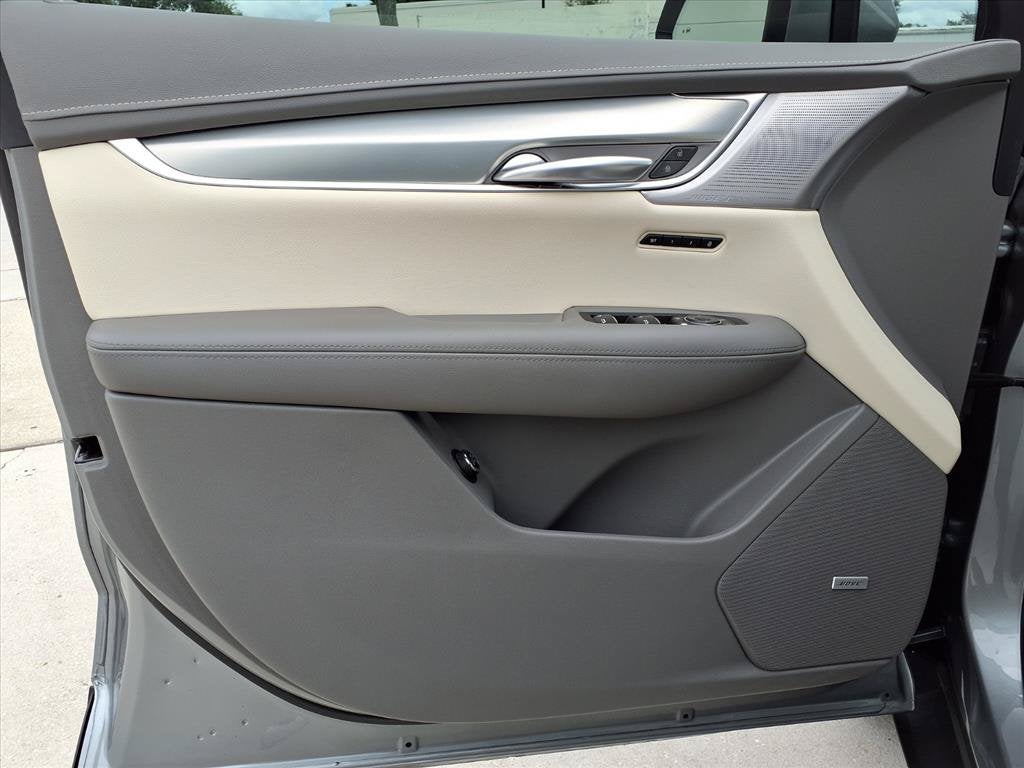 2023 Cadillac XT5 FWD Premium Luxury