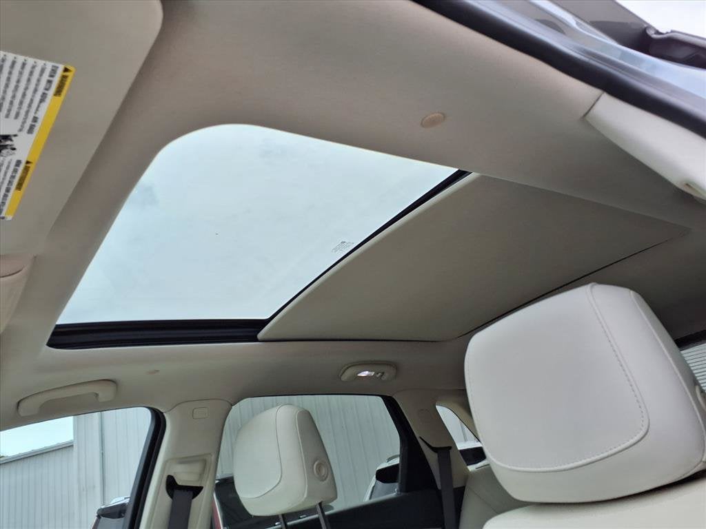 2023 Cadillac XT5 FWD Premium Luxury