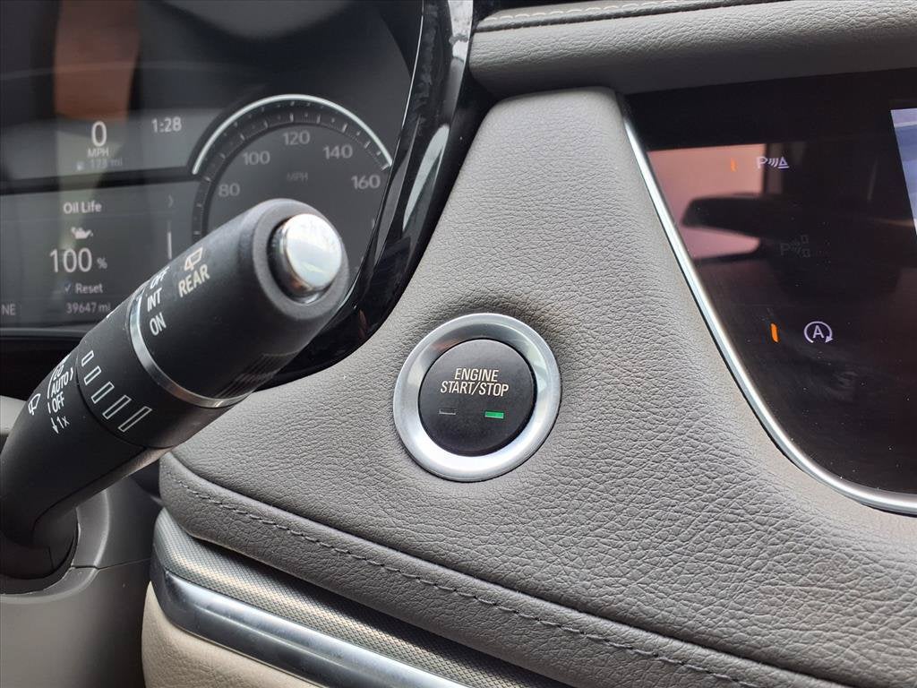 2023 Cadillac XT5 FWD Premium Luxury