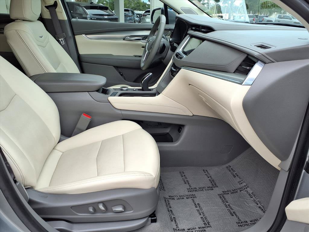 2023 Cadillac XT5 FWD Premium Luxury