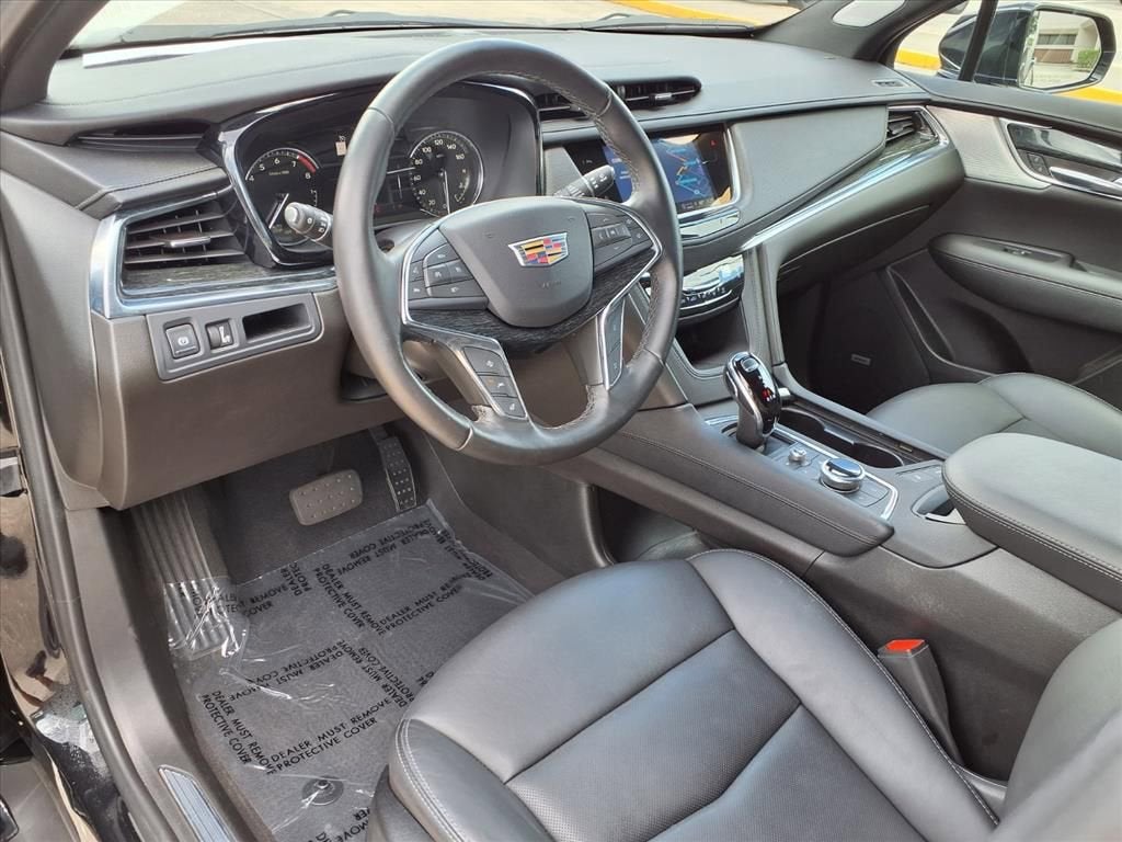 2022 Cadillac XT5 Premium Luxury
